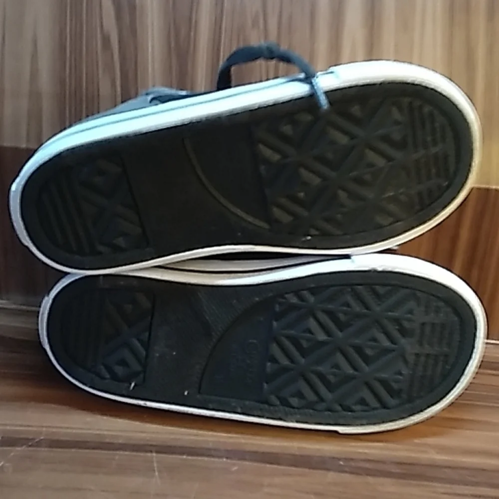 Converse 10 toddler gray black red plaid inside